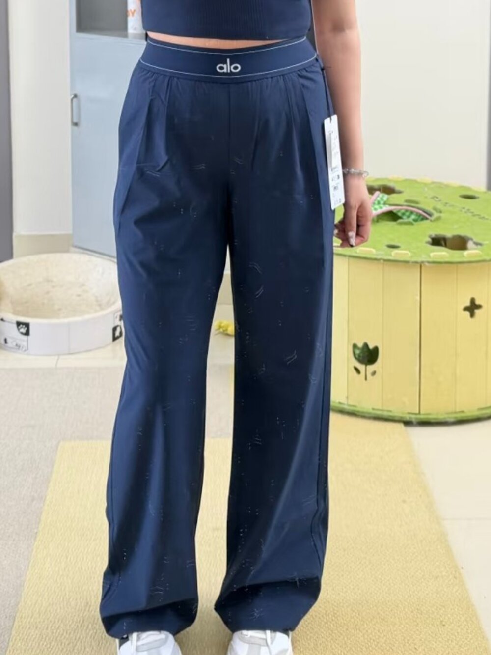 NWT Navy Blue Wide Leg ALO Yoga Suit Up Trouser Regular🍓🍒Athleisure